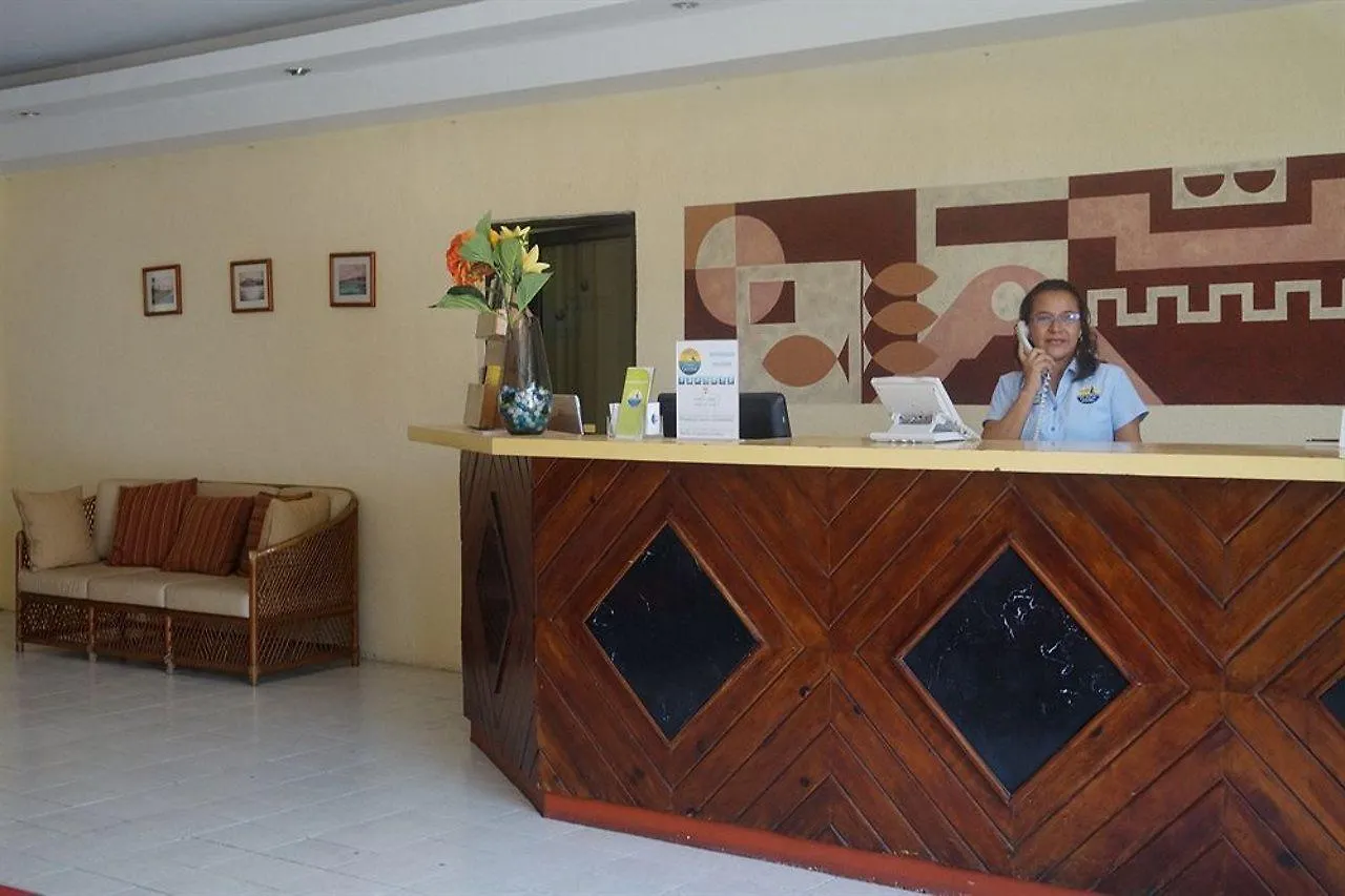 Hotel Plaza Cozumel 3*,